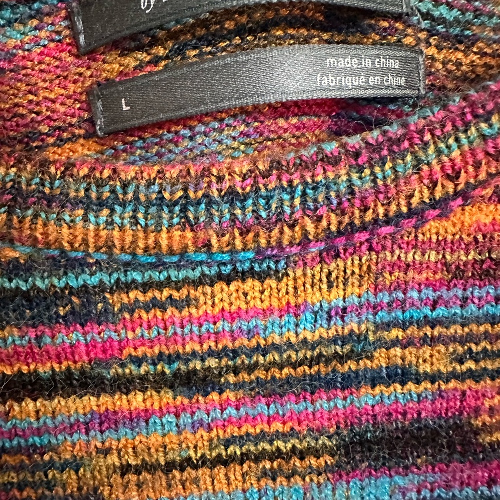 Multicolor Ruffle Sleeve Top - Picture 3 of 3